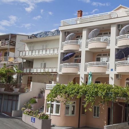 Apartments Kovac Makarska Exterior foto