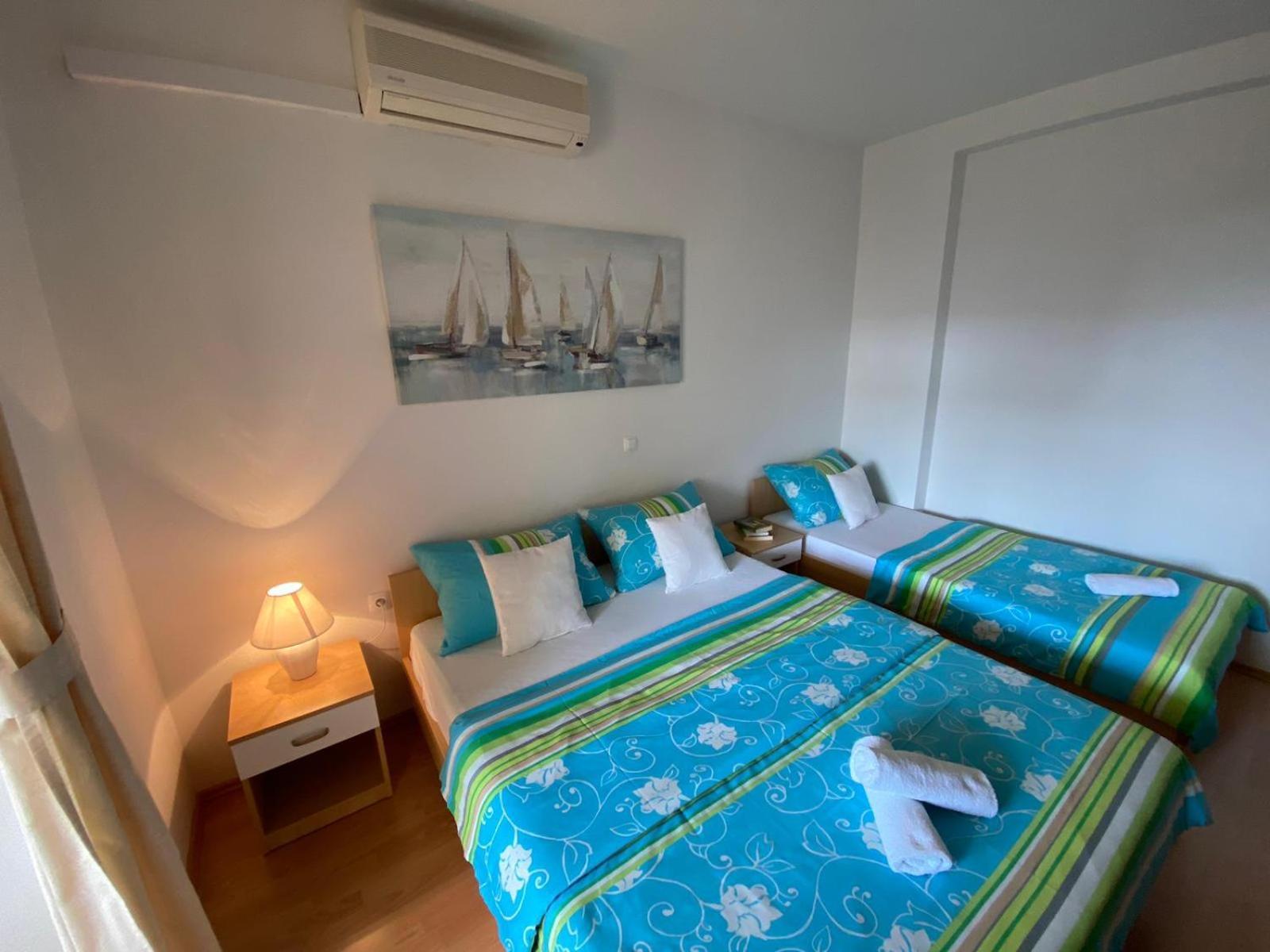 Apartments Kovac Makarska Habitación foto