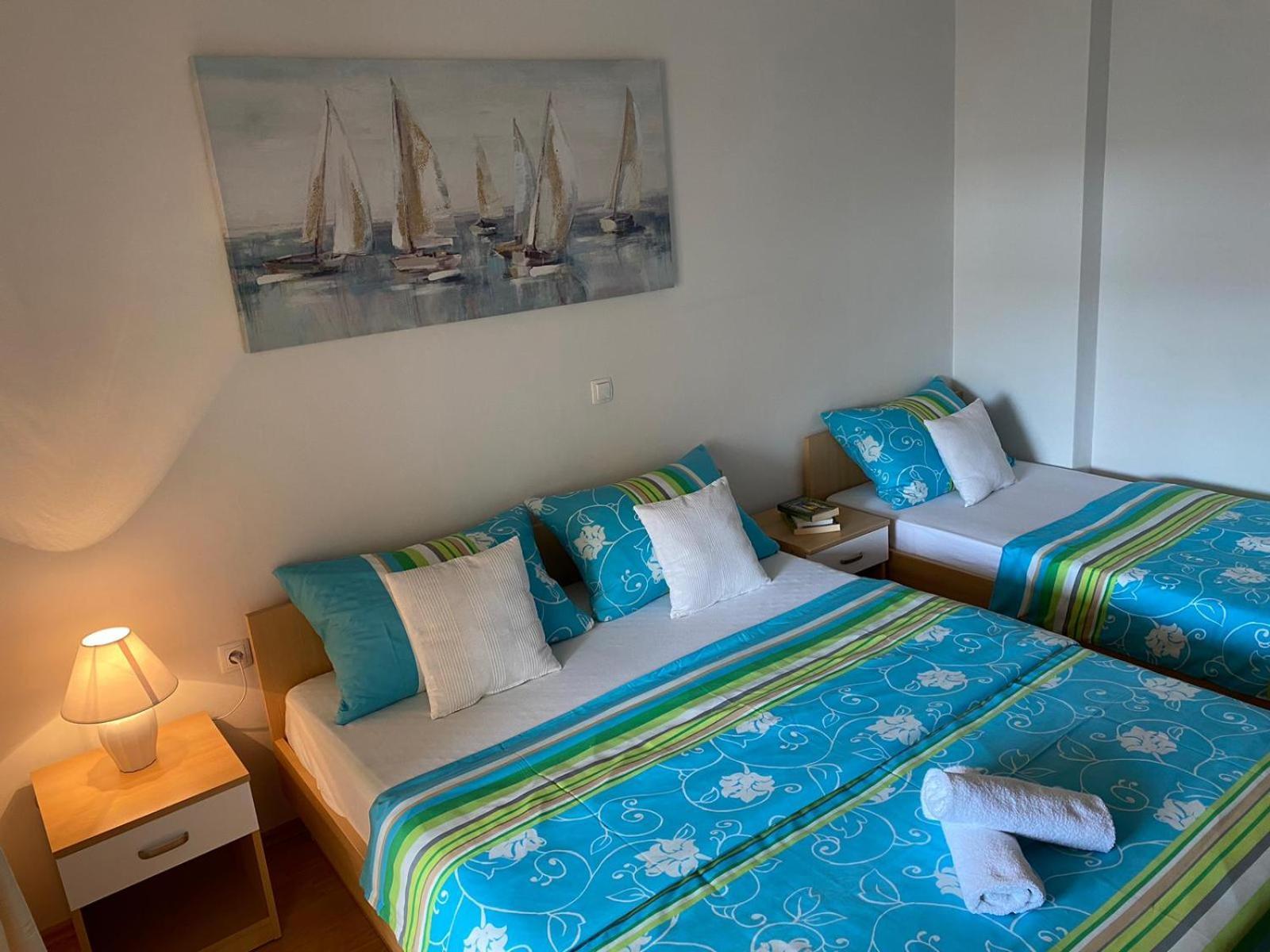Apartments Kovac Makarska Habitación foto
